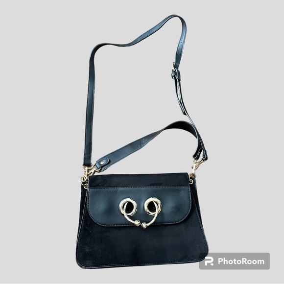 Purse - Picture 1 of 7